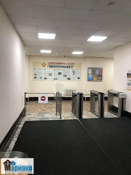 Коминтерна 7к2-17м