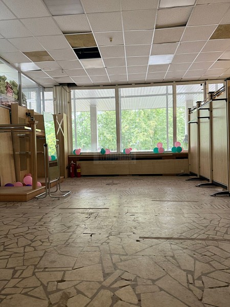 Дежнева 7 (140м)